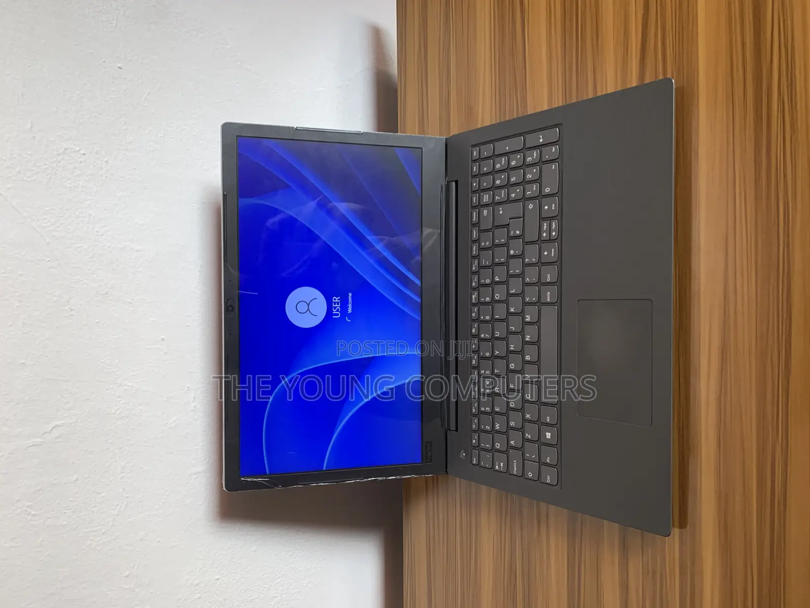 Laptop Lenovo V130 4GB Intel Core i5 SSD 128GB