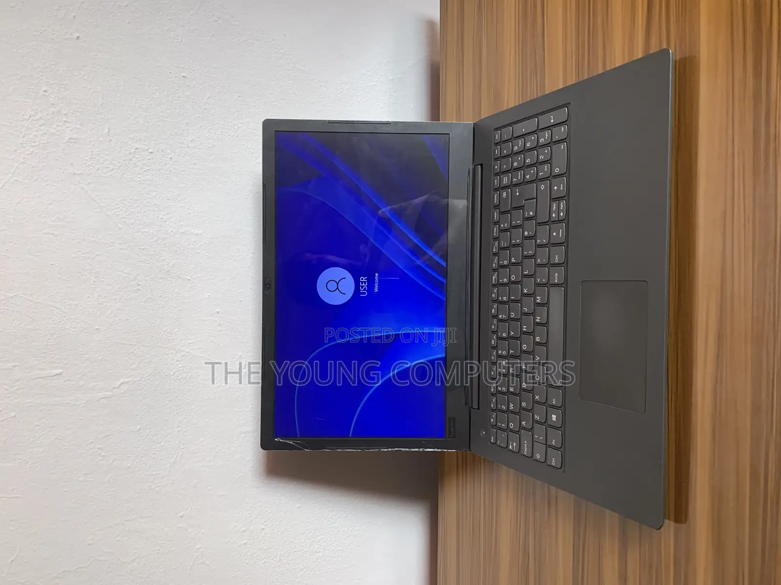 Laptop Lenovo V130 4GB Intel Core i5 SSD 128GB