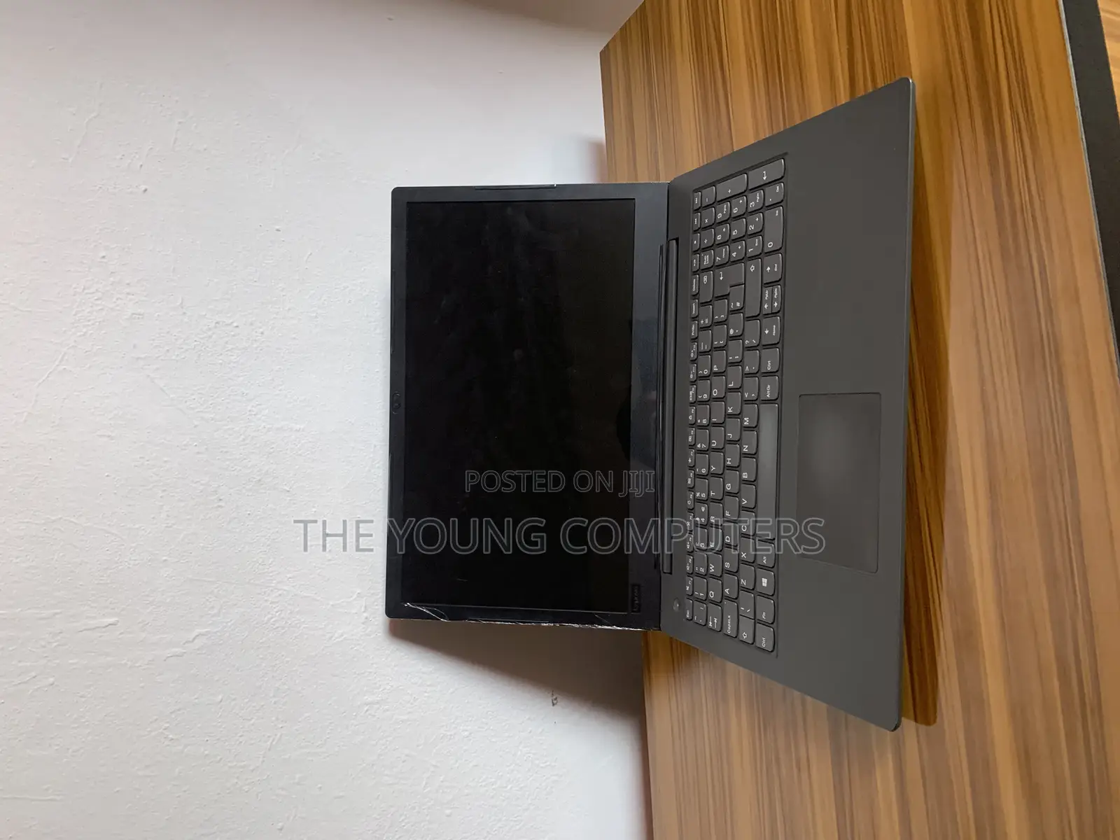 Laptop Lenovo V130 4GB Intel Core i5 SSD 128GB
