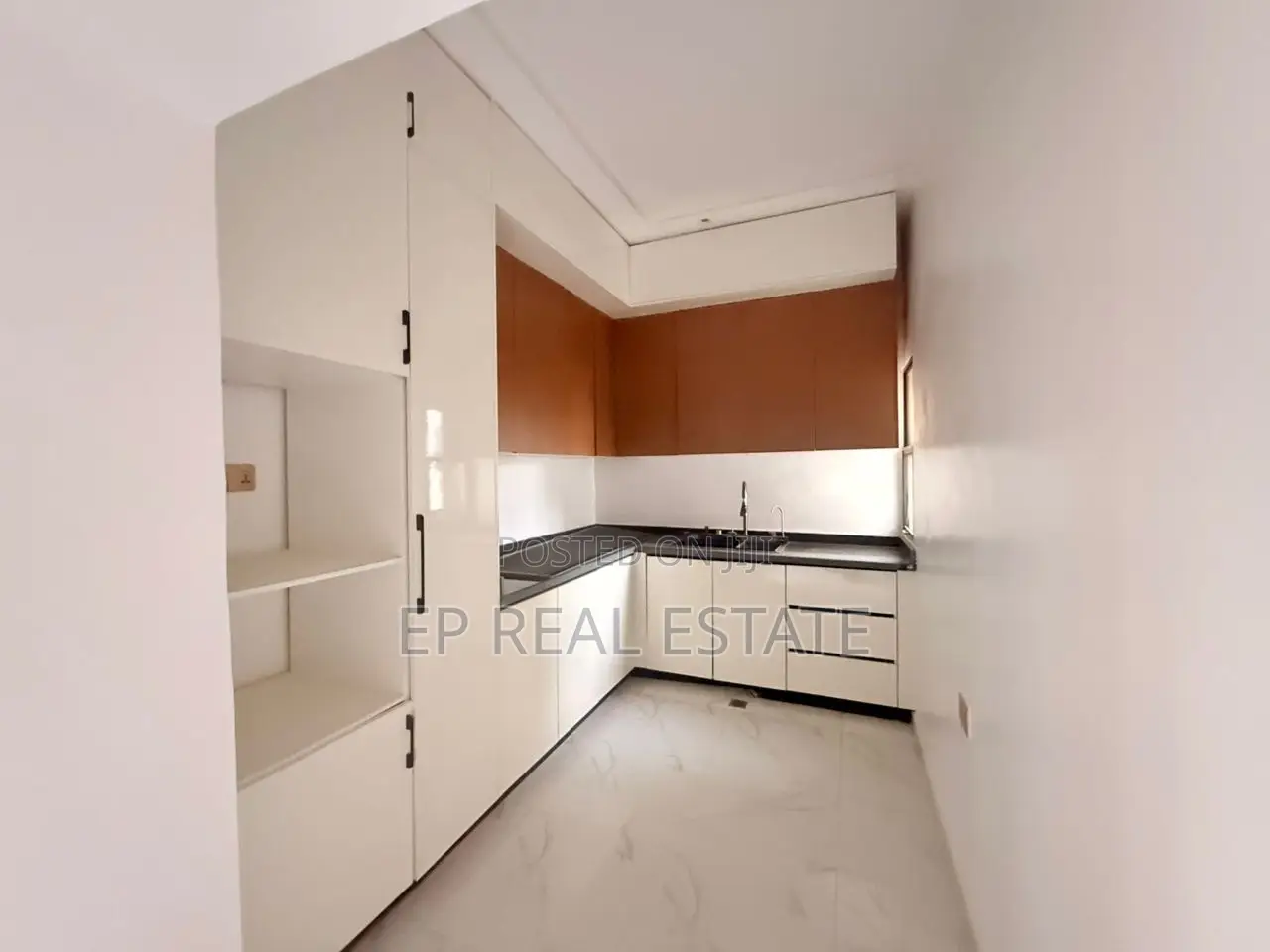 4bdrm House in Jahi for rent