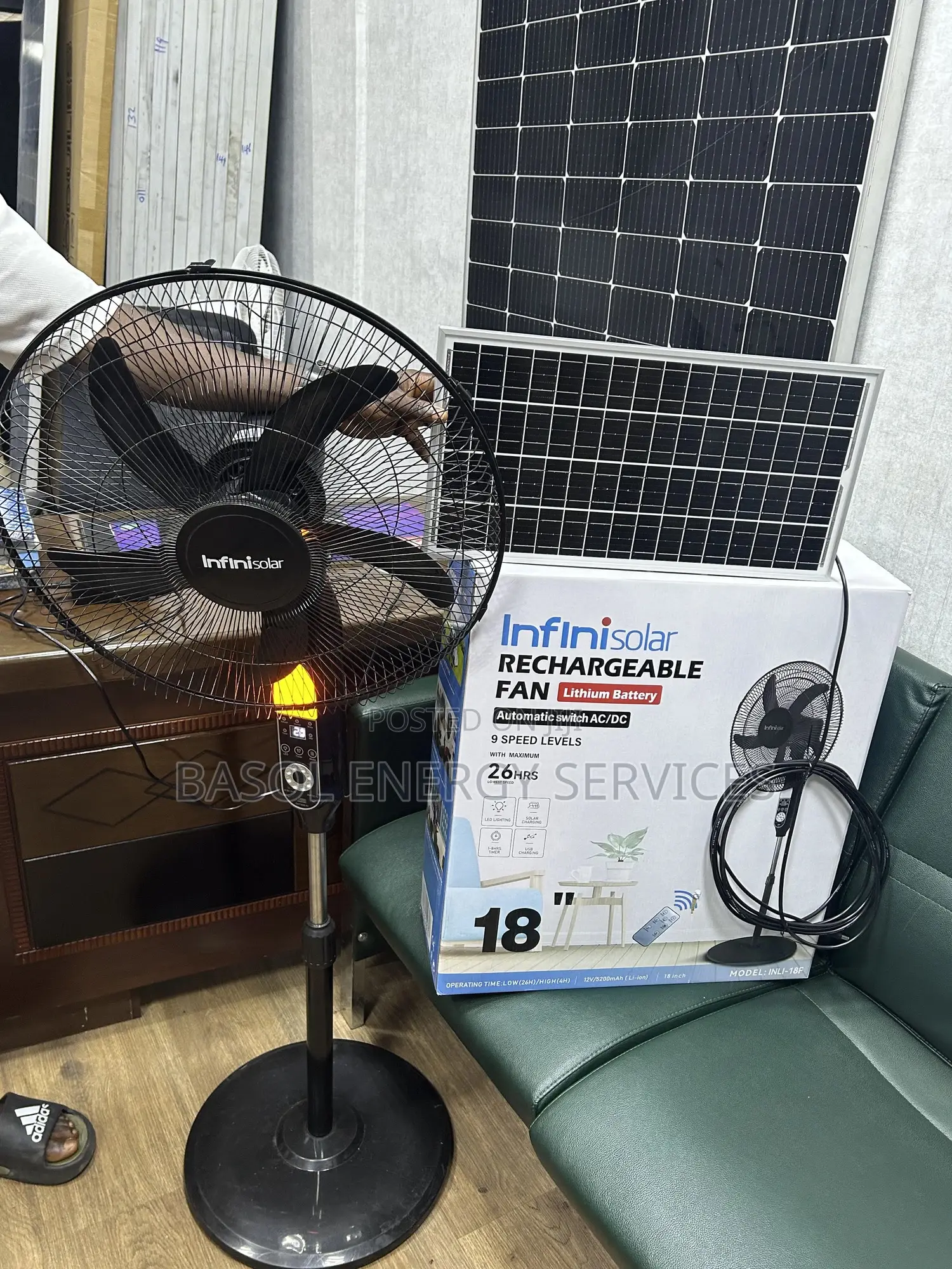 18 Inches Infini Solar Rechargeable Fan