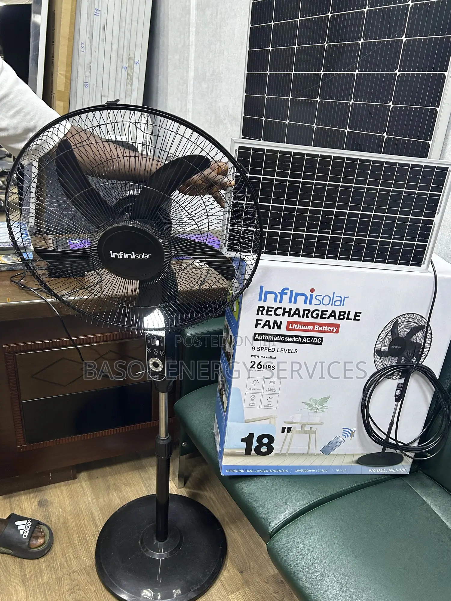 18inches Infini Solar Rechargeable Fan