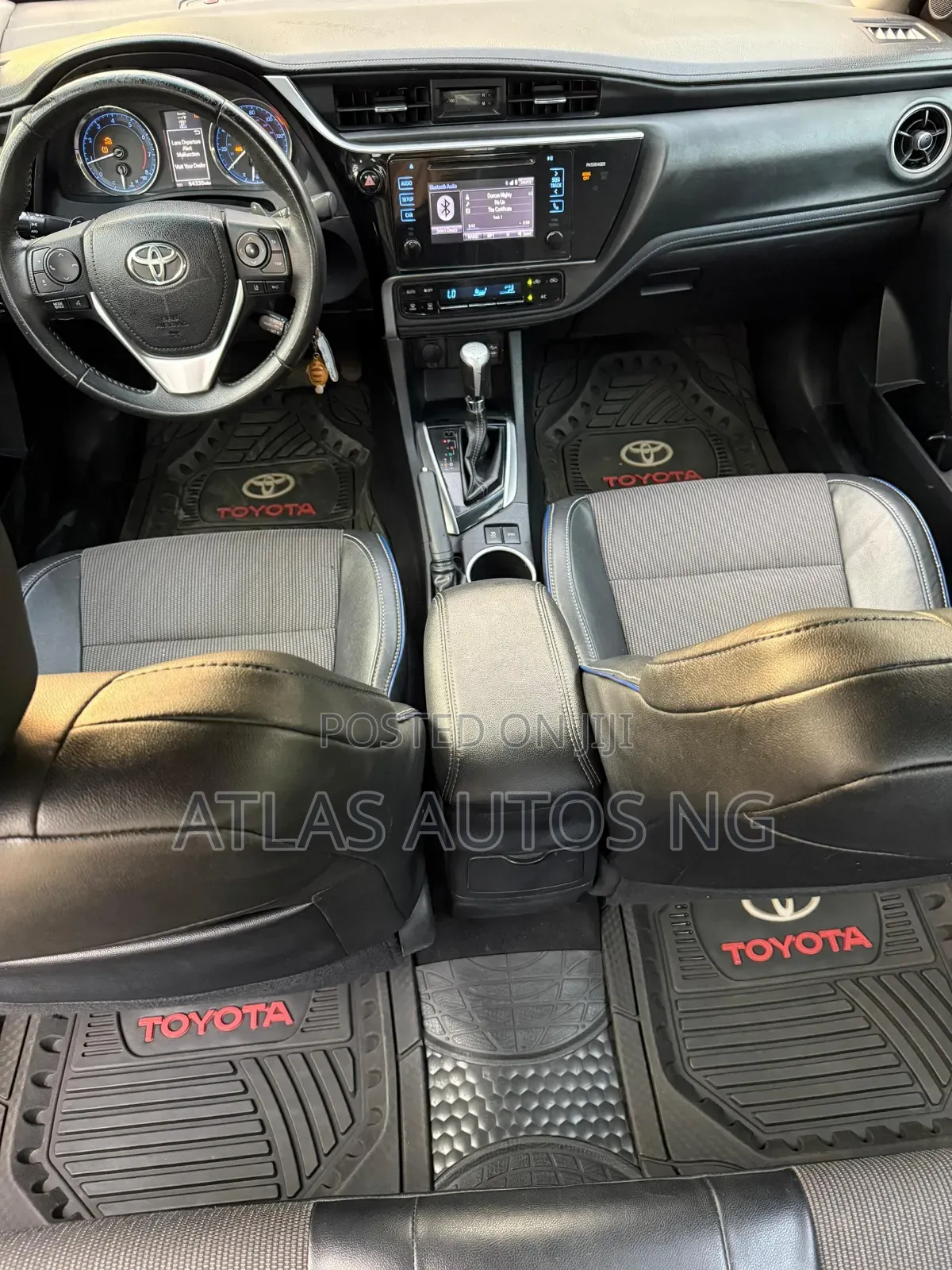 Toyota Corolla SE 4dr Sedan (1.8L 4cyl CVT) 2017 Red