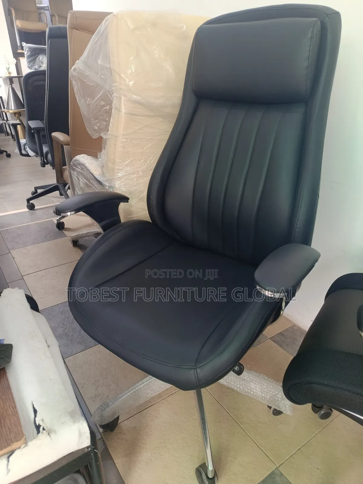 Black Full Padded Executive Office Chair