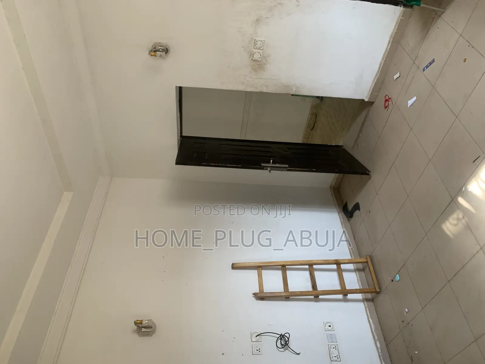 2bdrm Block of Flats in Royal Estate, Dawaki for rent
