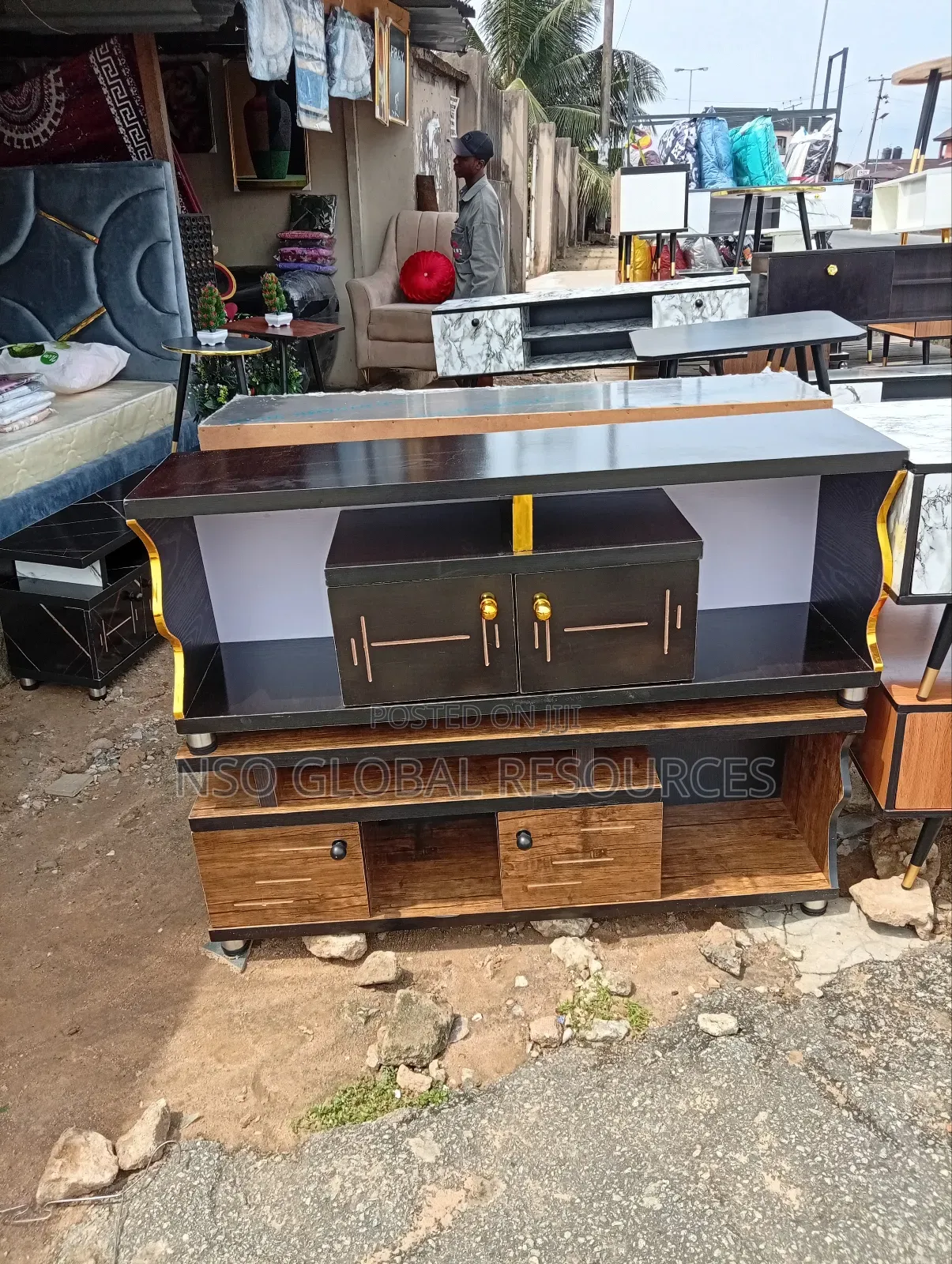 Beautiful 4ft Tv Stand for Living Room