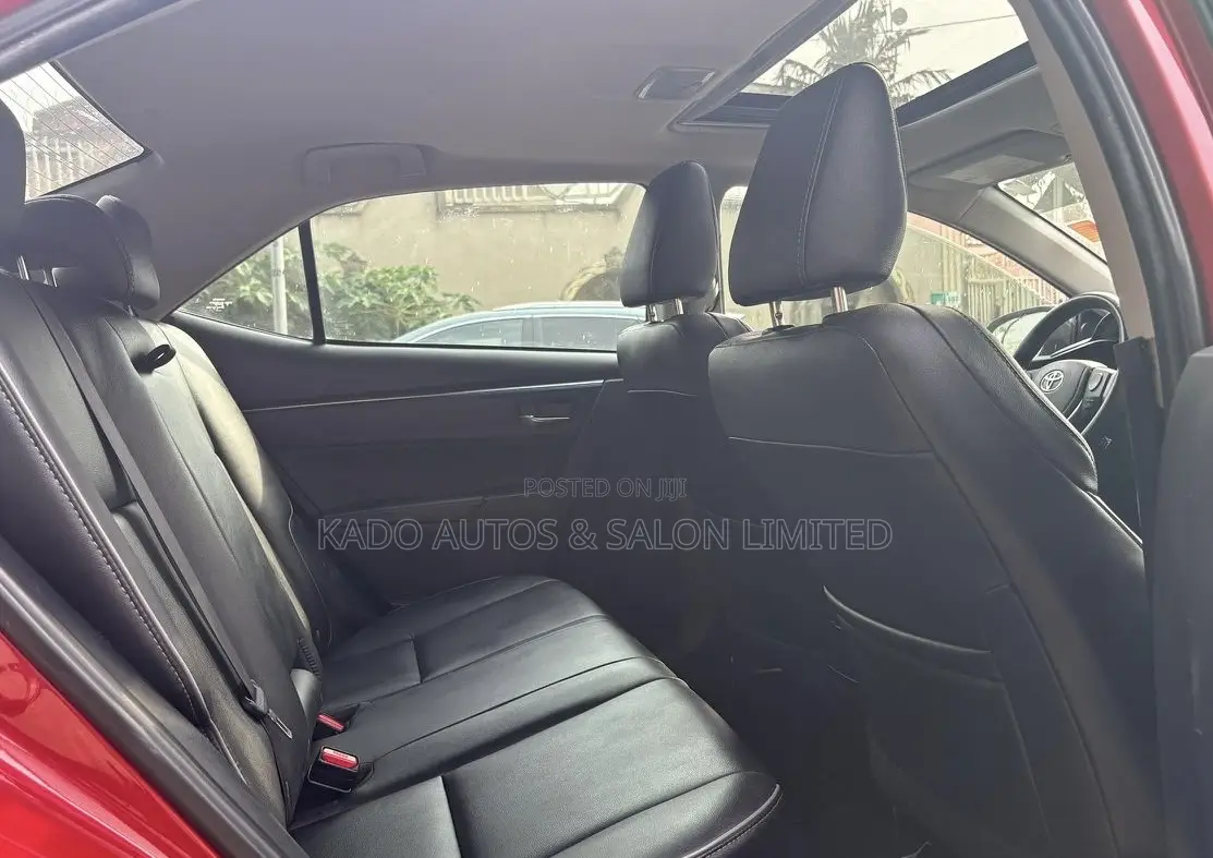 Toyota Corolla 2015 Red