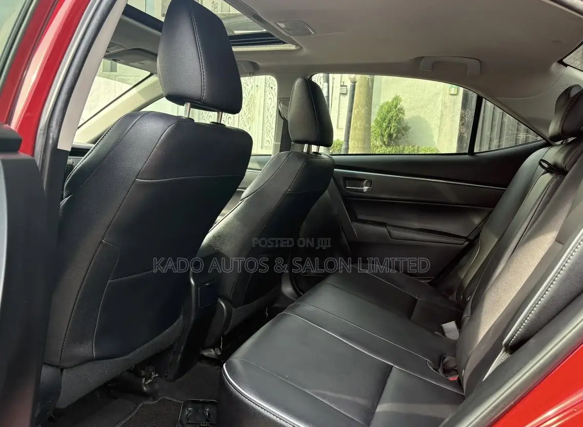 Toyota Corolla 2015 Red