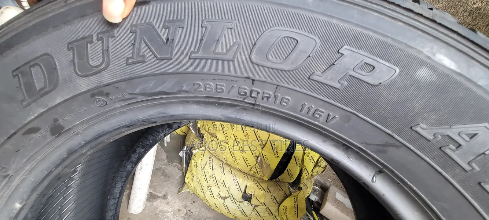 Authenticjapanese Engineering:Brandnewdunlopgrandtrek At22(285/60 R18)
