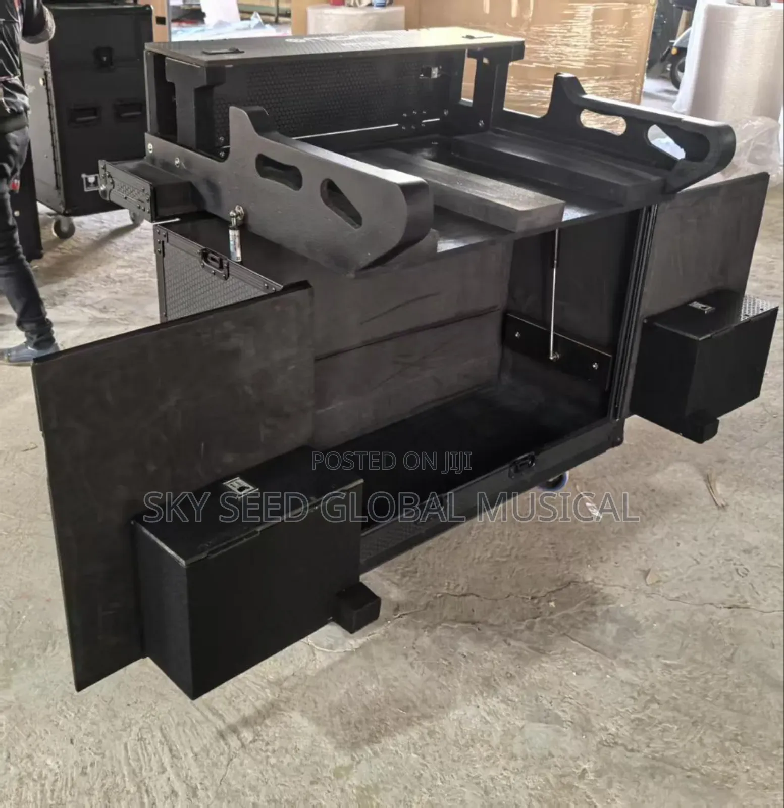Wing and Midas Flight Case
