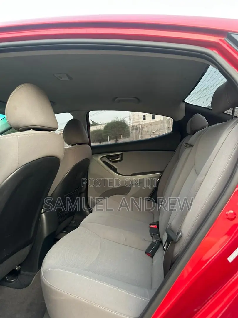 Hyundai Elantra SE 4dr Sedan (1.8L 4cyl 6M) 2015 Maroon