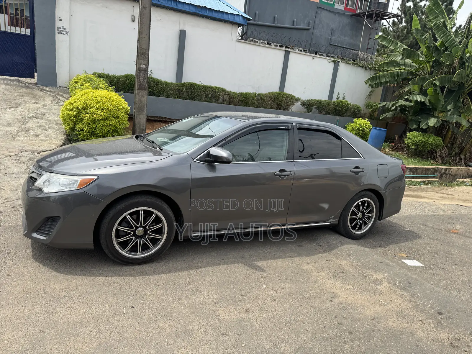 Toyota Camry 2013 Gray