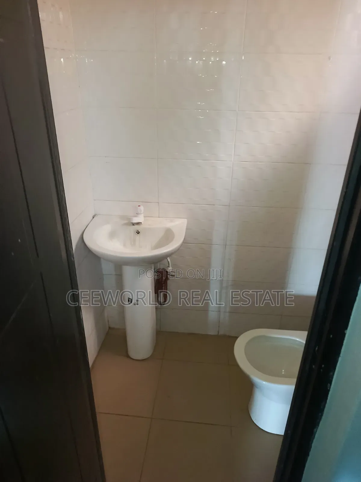 600sqm Along Lagos Ibadan Express Way
