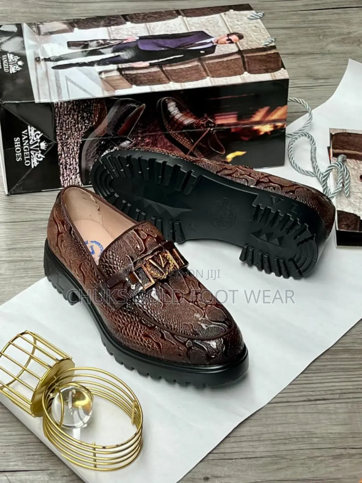 Command Attention With Vengelo — Sharp Style, Smooth Comfort