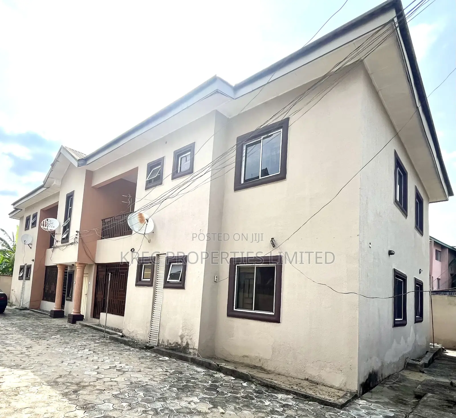 2bdrm Block of Flats in Otunda Estate, Obio-Akpor for sale