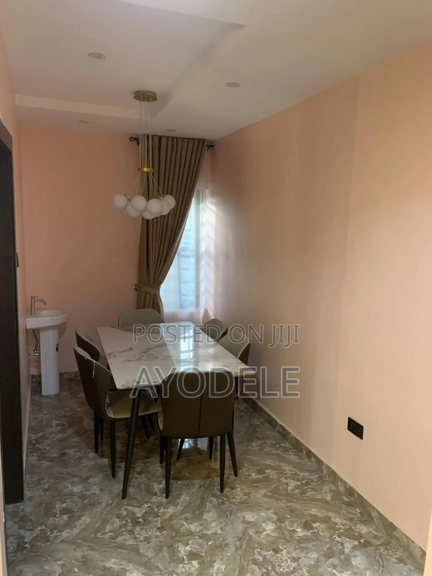 Service Appartment