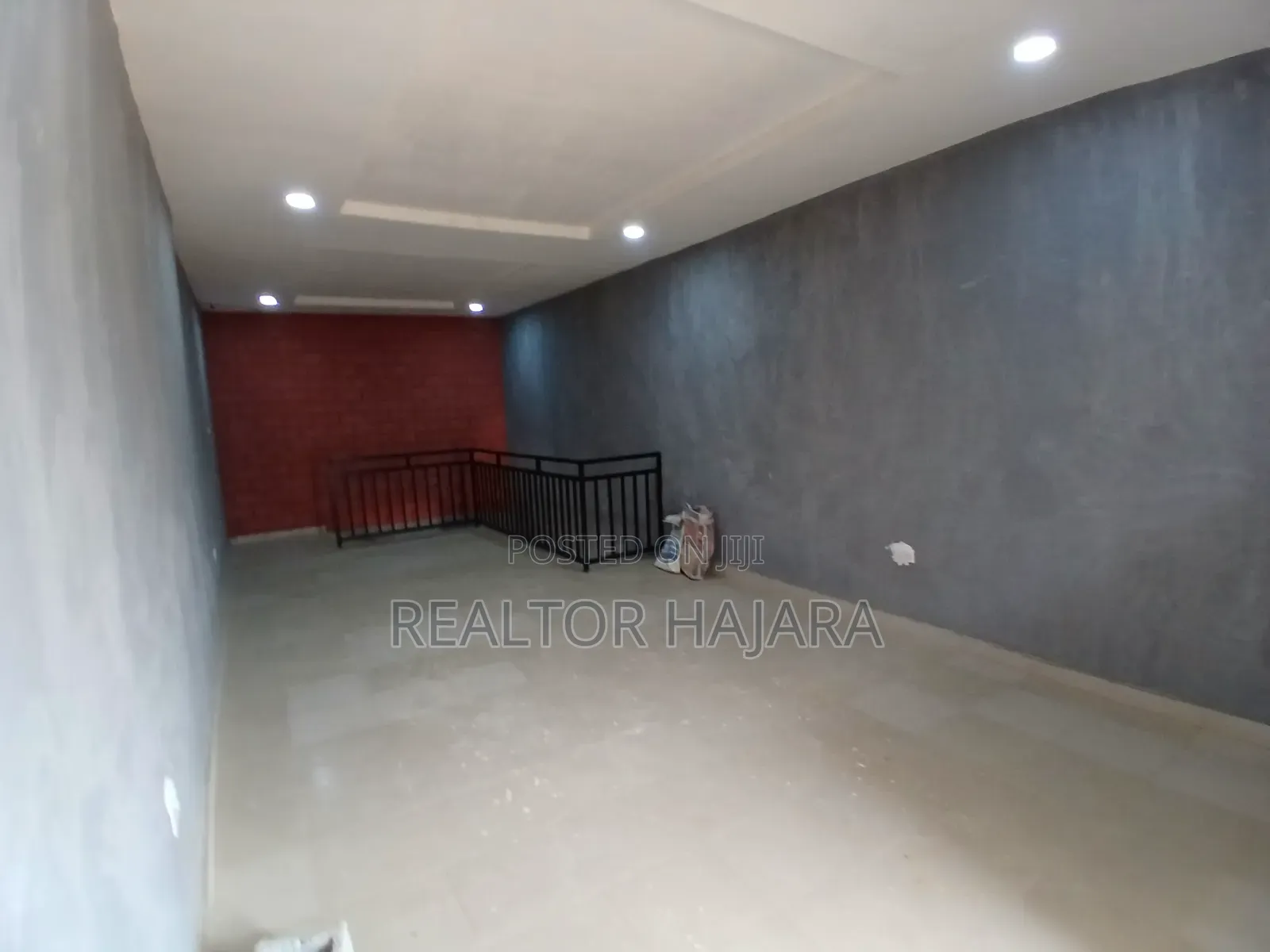 Warehouse Shop Available for Rent at F1 Building Material Markets