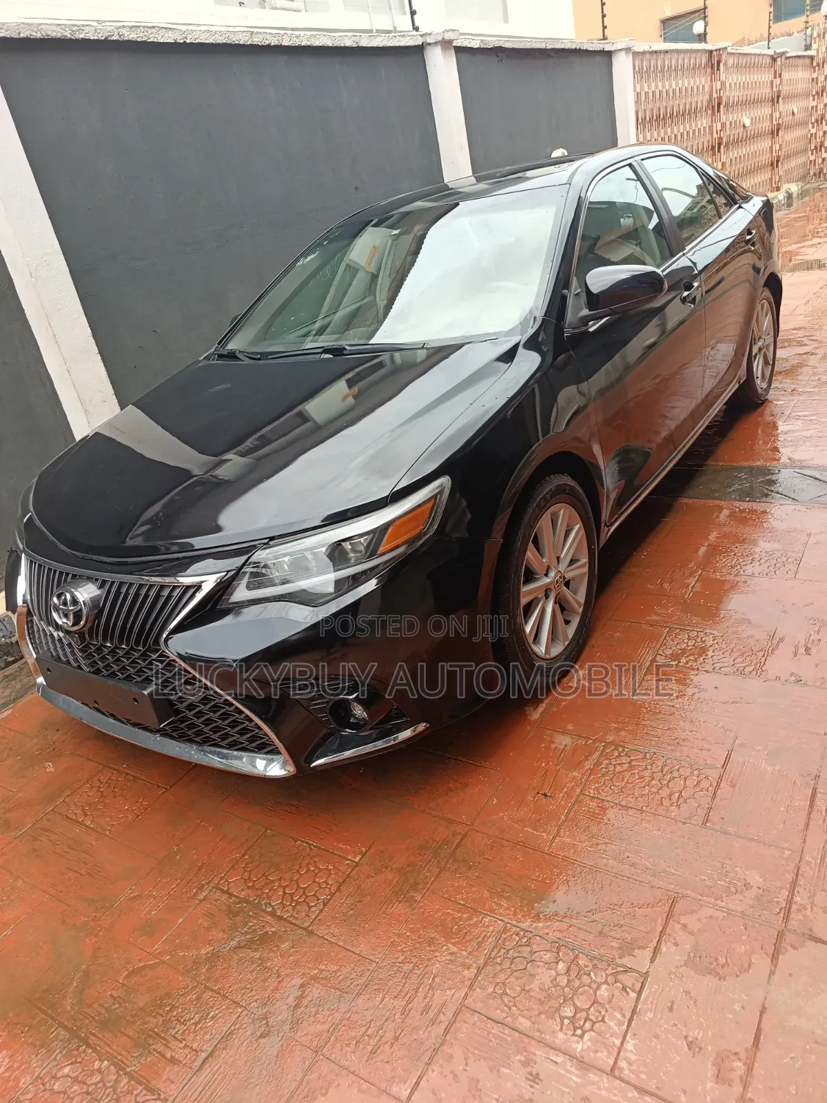 Toyota Camry XLE 4dr Sedan (2.5L 4cyl 6A) 2014 Black