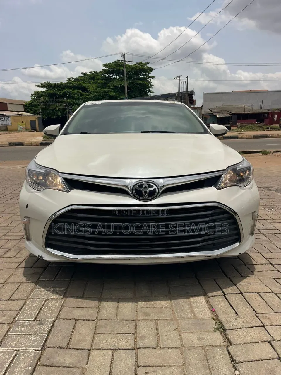 Toyota Avalon Limited 4dr Sedan (3.5L 6cyl 6A) 2014 White
