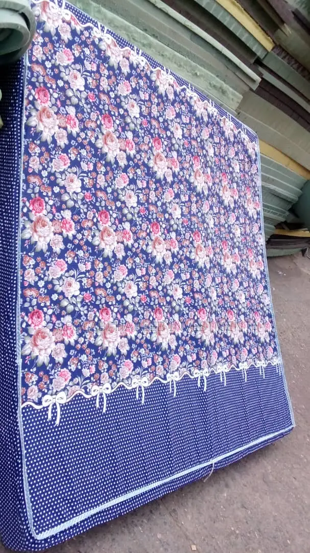 4.5 X 6 X 8 Inches High-Density Mattress (25 Density)