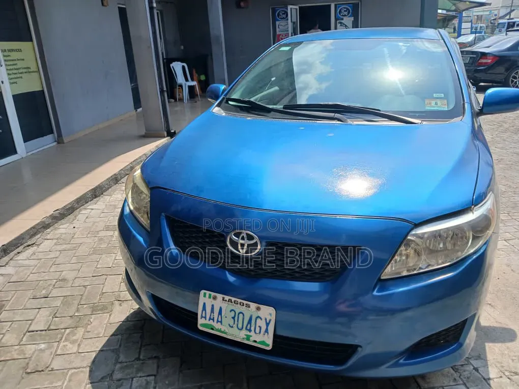 Toyota Corolla 2011 Blue