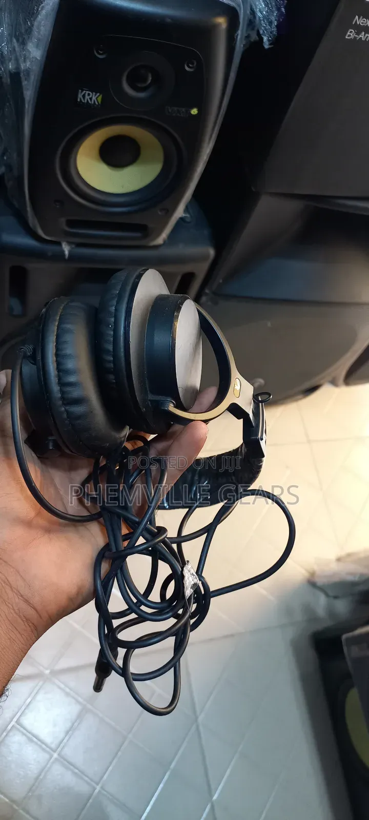 Uk Used M_audio Headset
