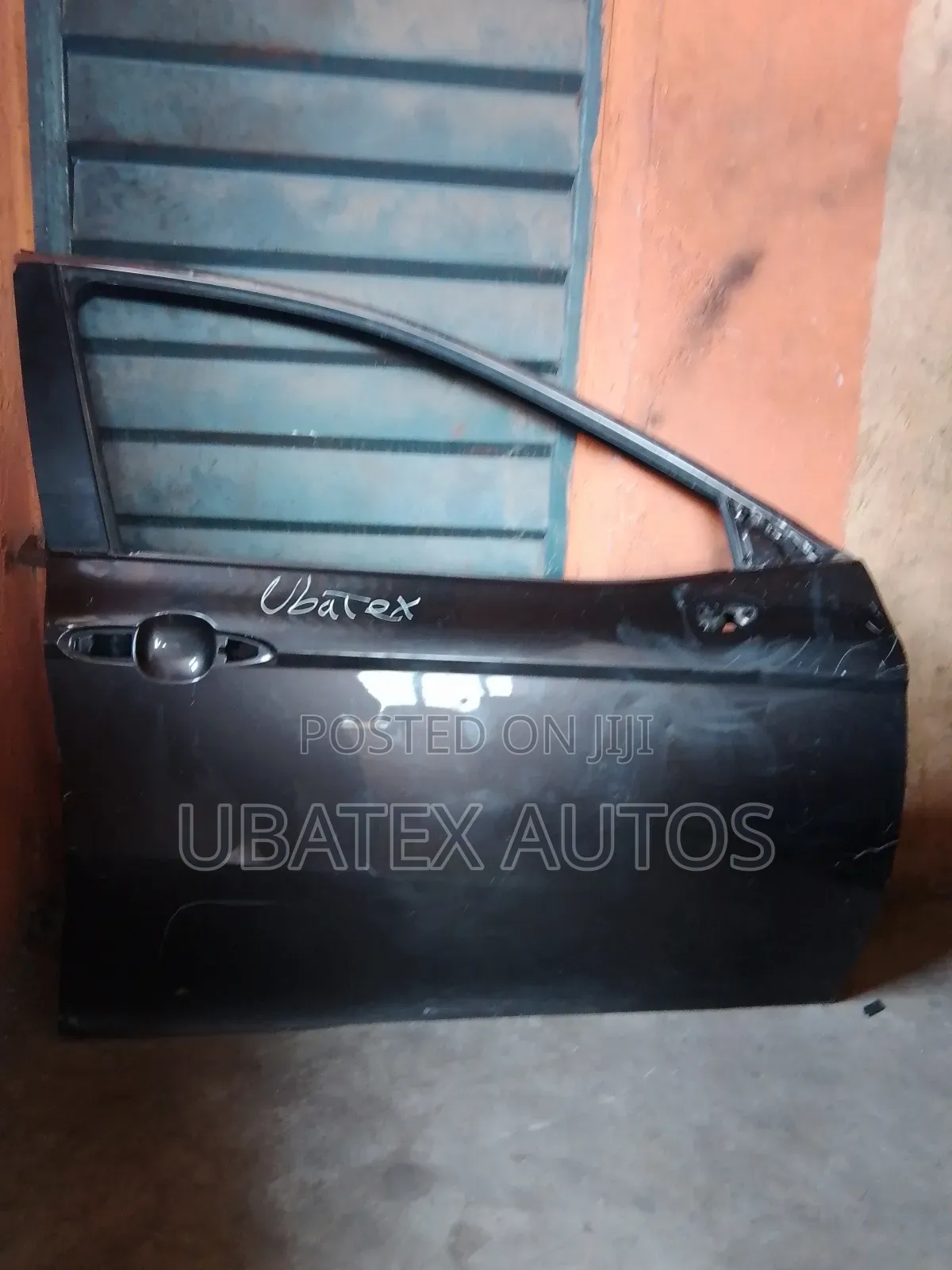 Tokunbo Front Right Door Camry 2018/2020 Model