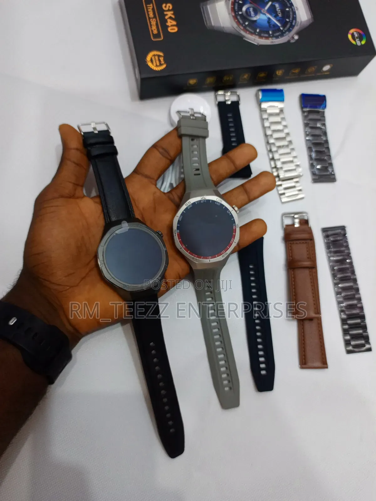Sk40 Multifunctional Smartwatch With 3 Straps