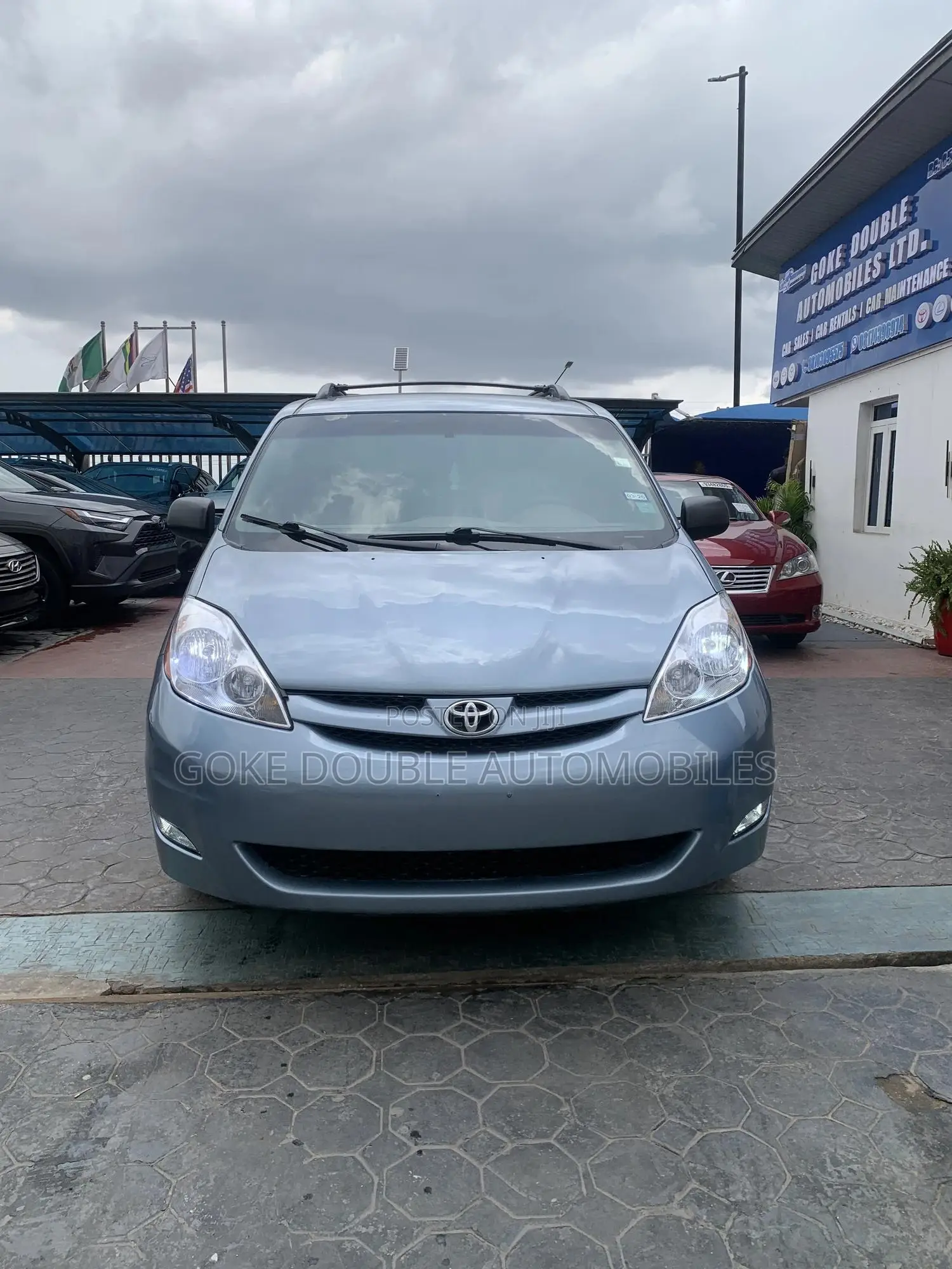 Toyota Sienna 2006 Blue