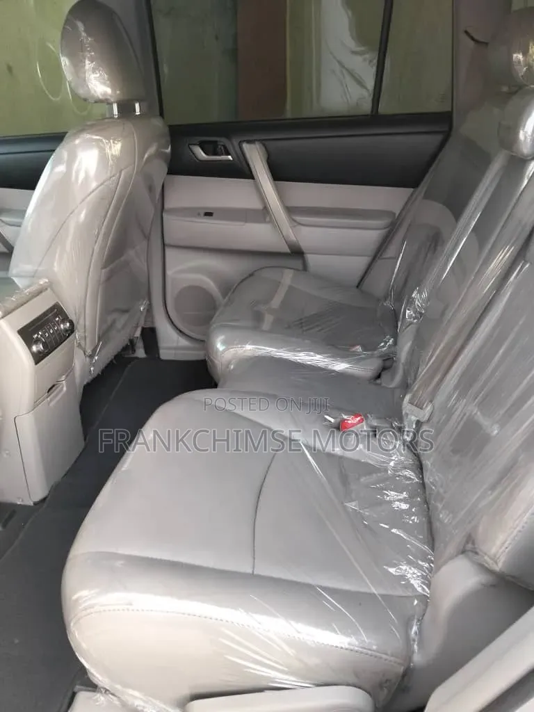 Toyota Highlander Limited 2012 Silver
