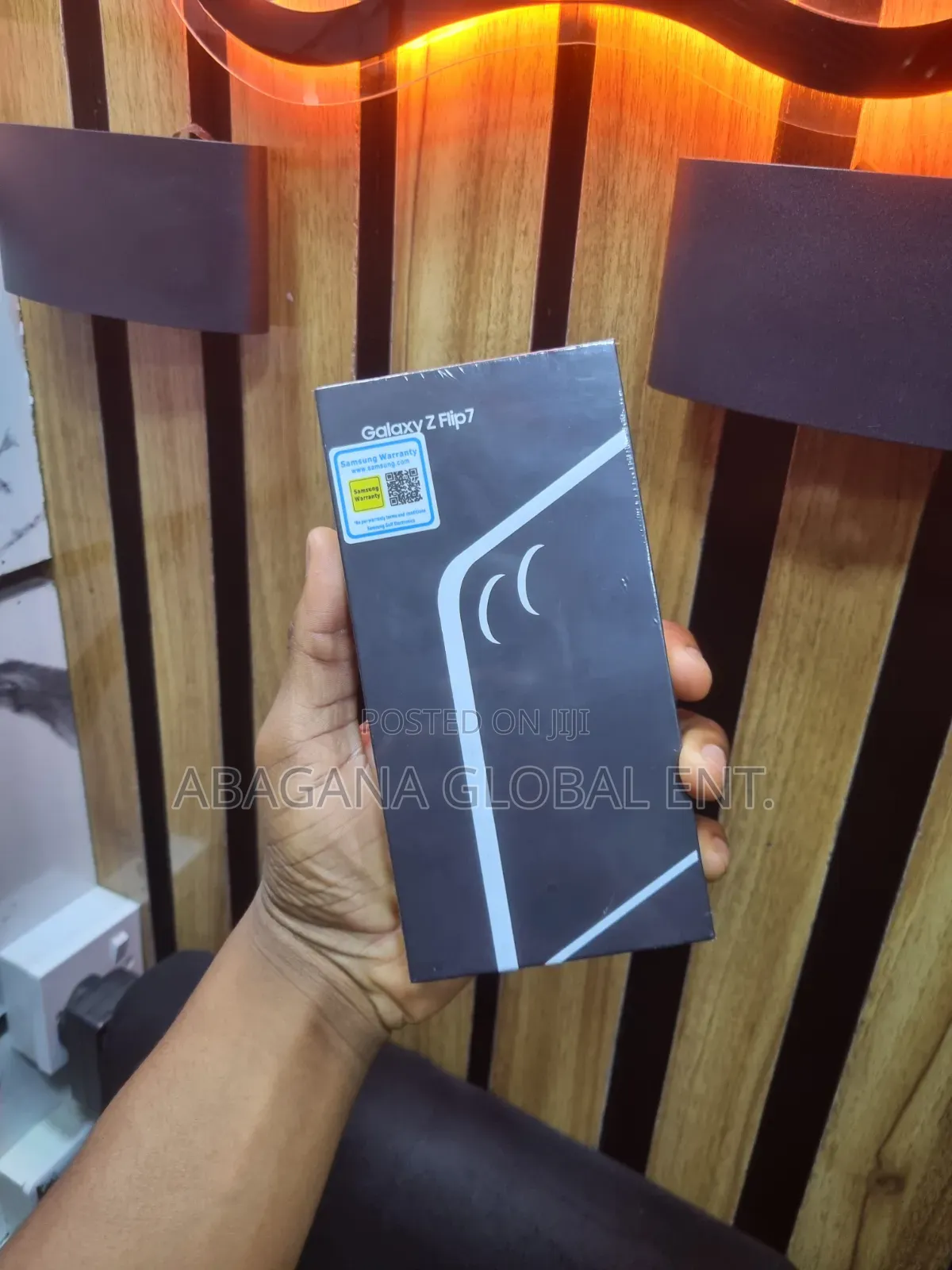 New Samsung Galaxy Z Flip7 256 GB Silver