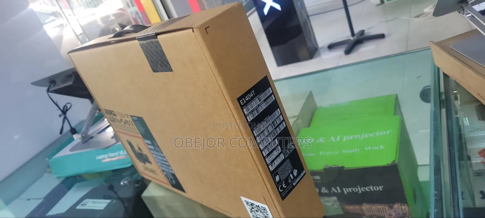 New Laptop Asus Vivobook 16 8GB Intel SSD 256GB