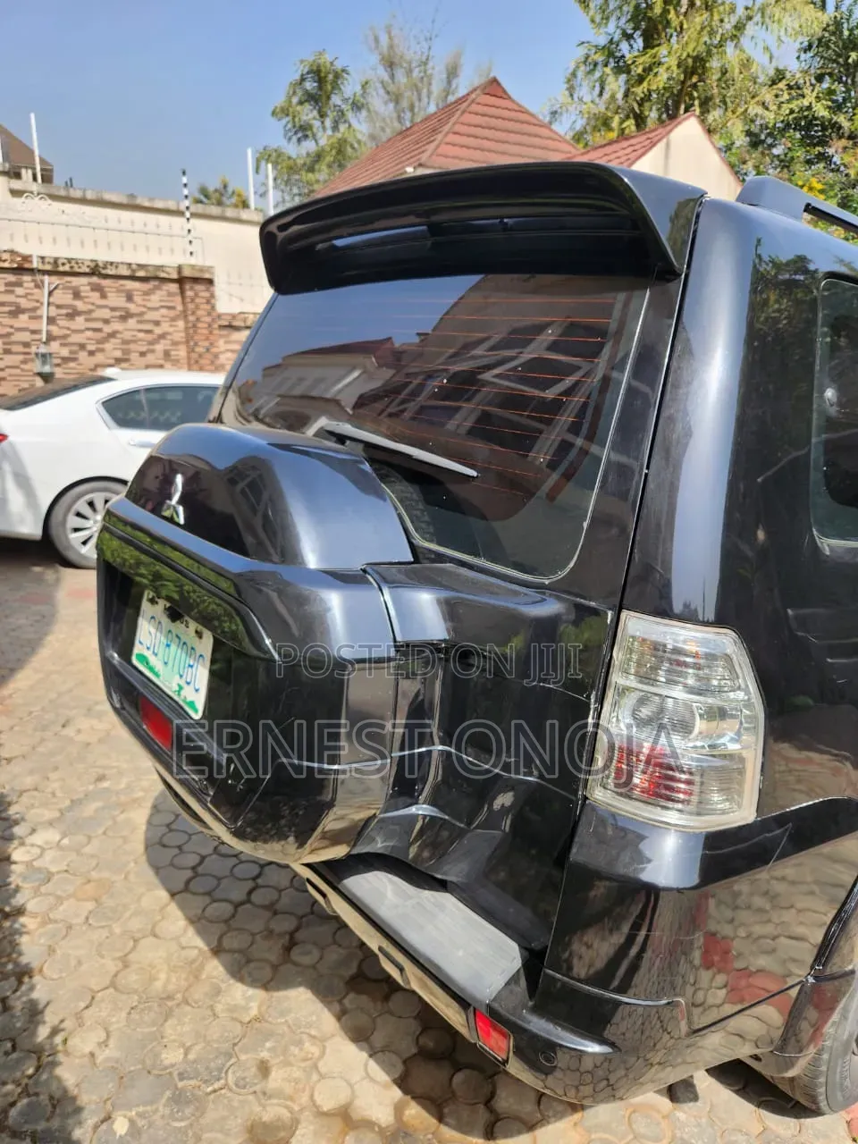 Mitsubishi Pajero 2012 Black