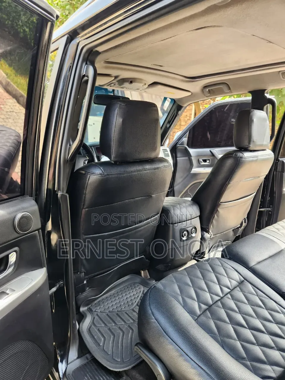 Mitsubishi Pajero 2012 Black