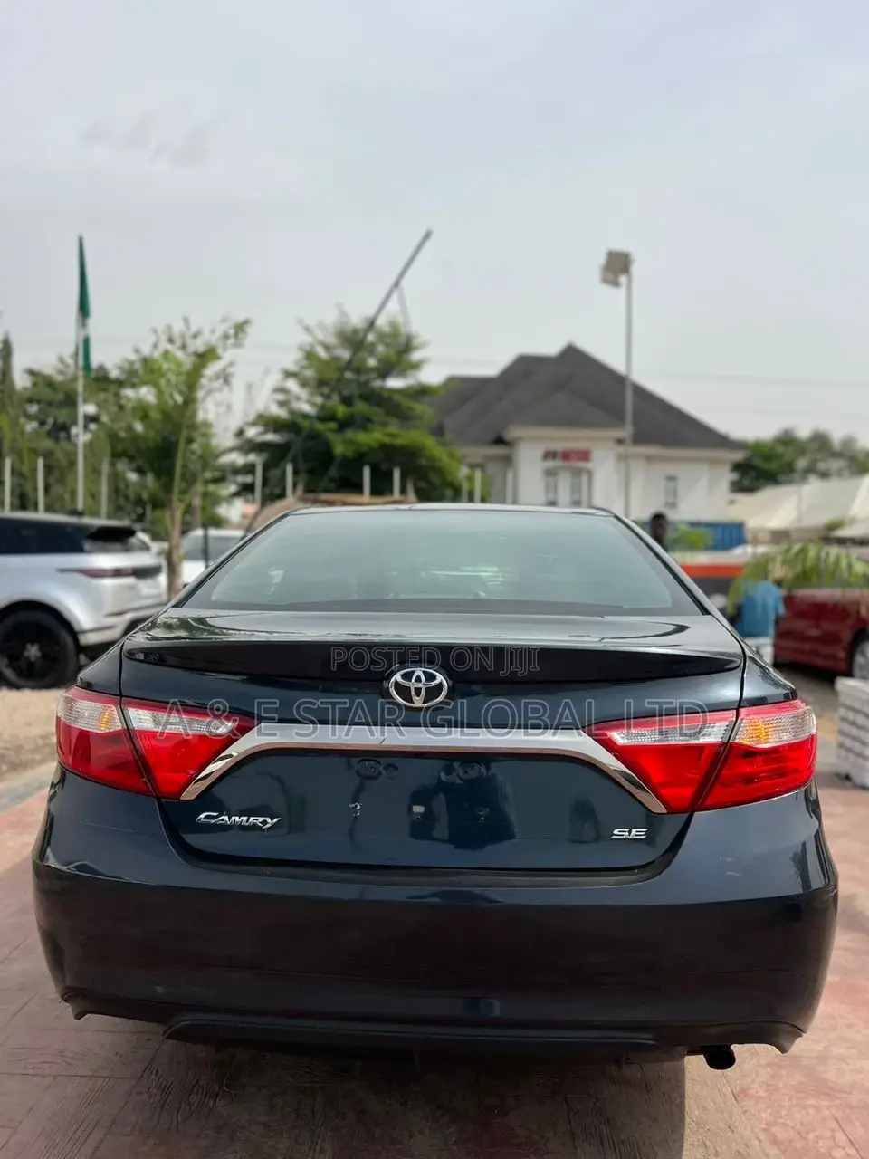 Toyota Camry SE 4dr Sedan (2.5L 4cyl 6A) 2016 Black