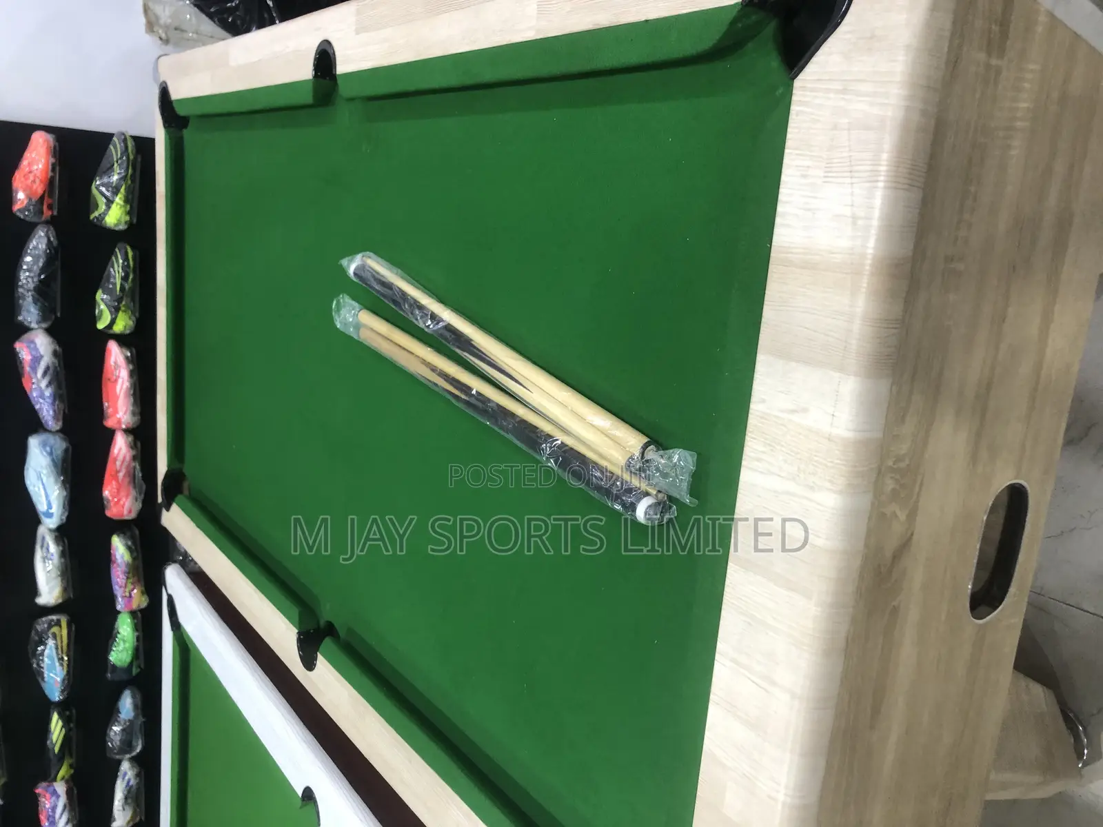 7ft Coin Operated Marble Snooker Board
