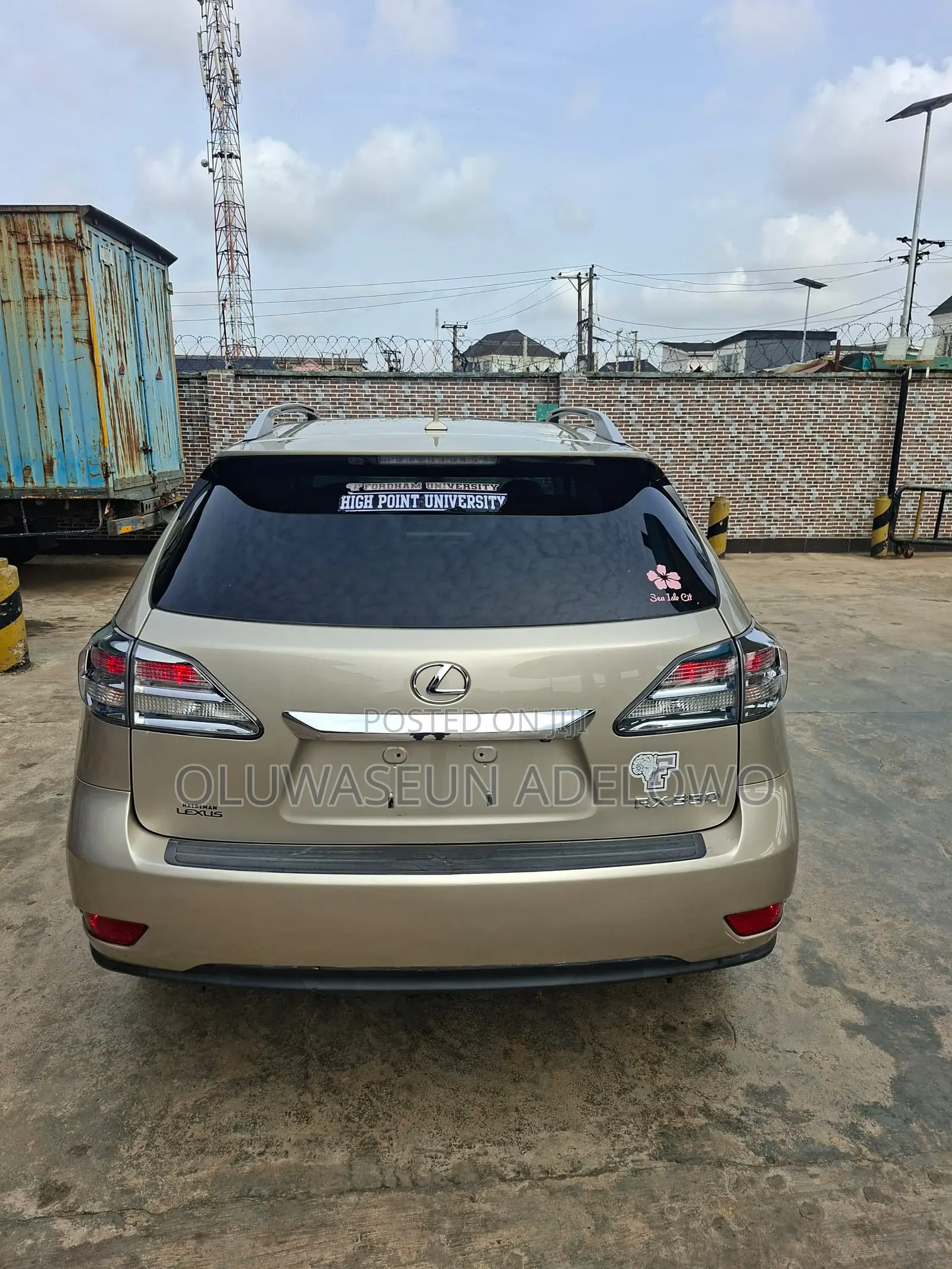 Lexus RX 350 2011 Gold