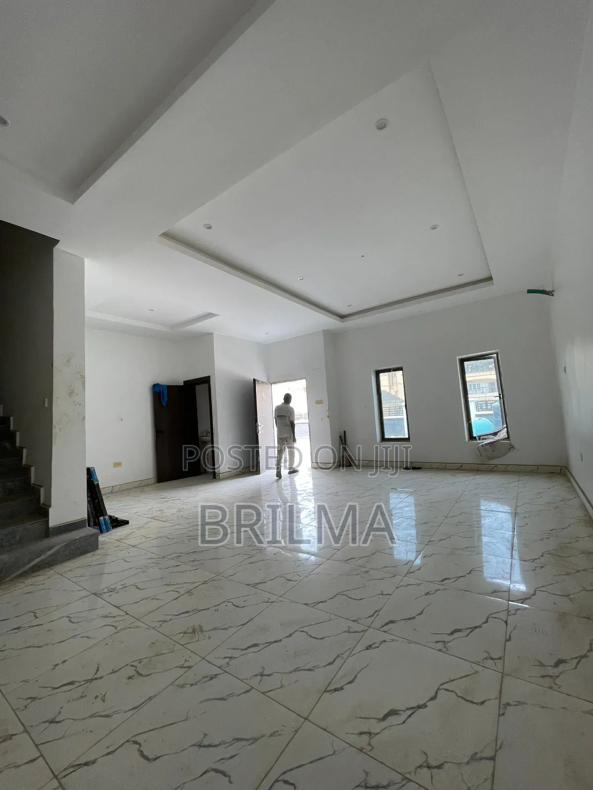 4bdrm Duplex in Life Camp for sale