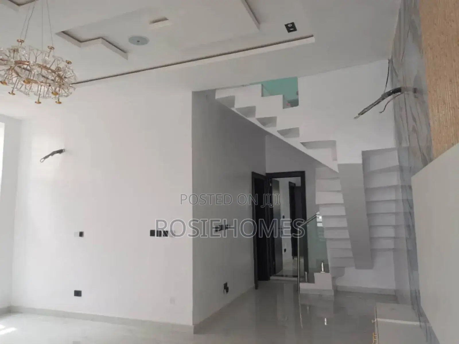 4bdrm Duplex in Ollve Estate, Sangotedo for sale