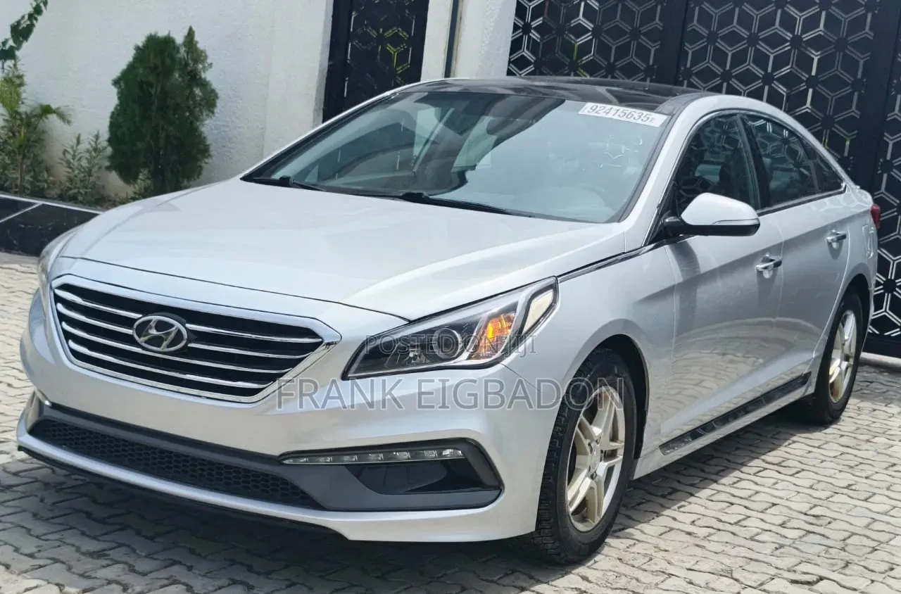 Hyundai Sonata Sport Sedan FWD (2.4L 4cyl 6A) 2017 Silver