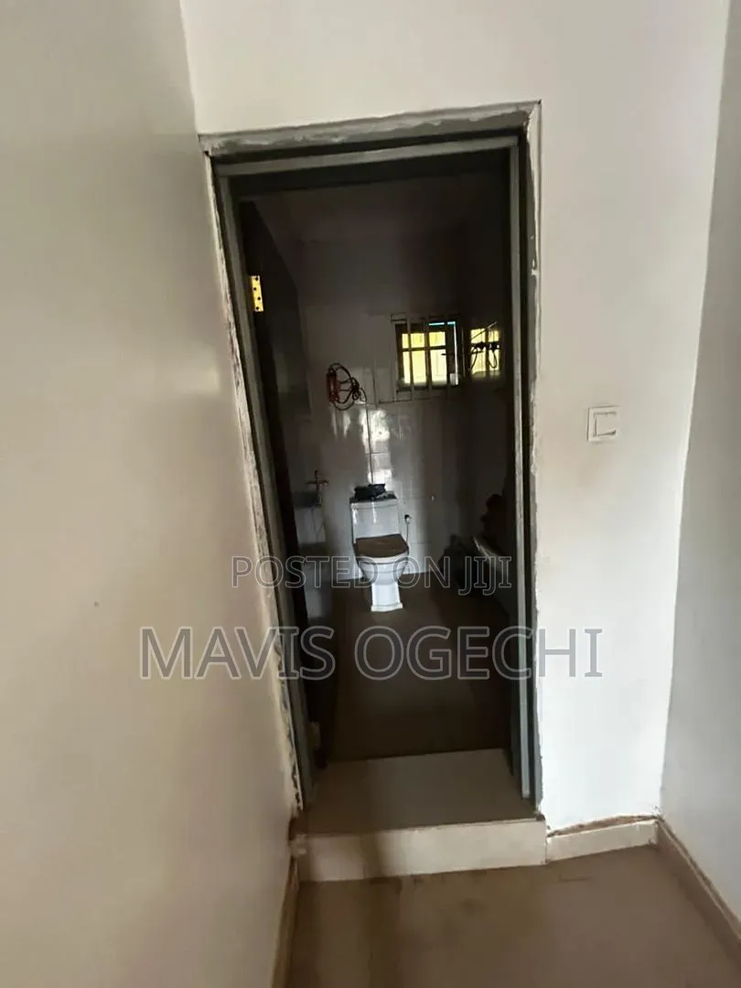 3bdrm Bungalow in Rugar Madaki, Karu for sale