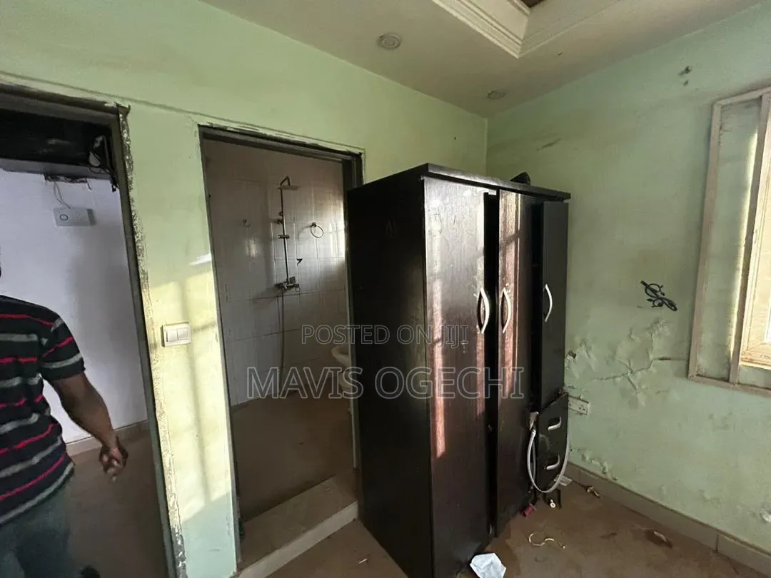 3bdrm Bungalow in Rugar Madaki, Karu for sale
