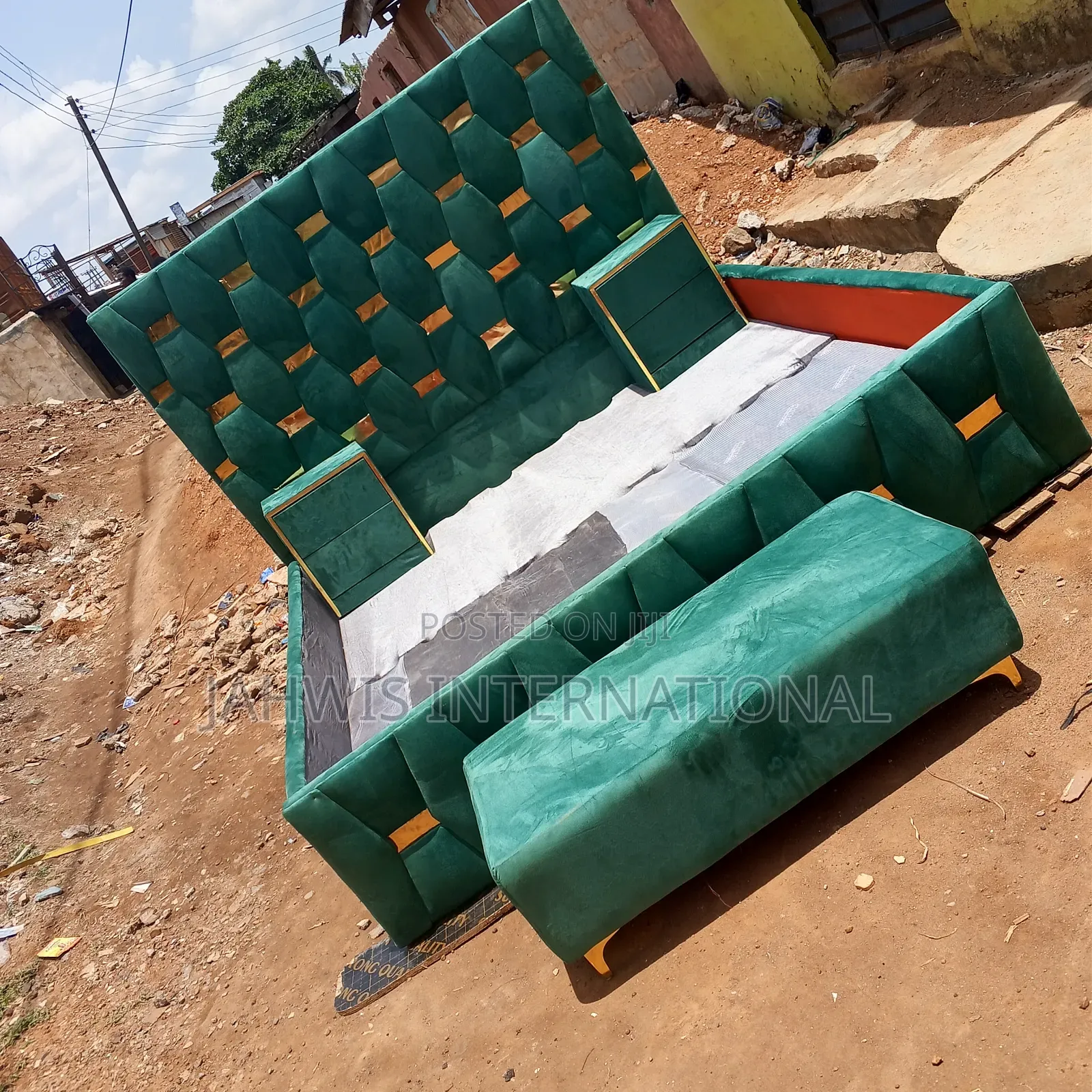 Beautifully Crafted 6by6ft Bed Frame
