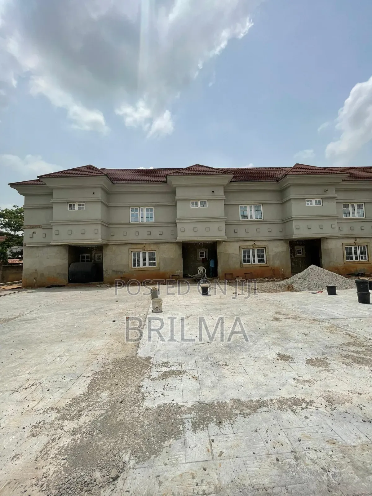 4bdrm Duplex in Life Camp for rent