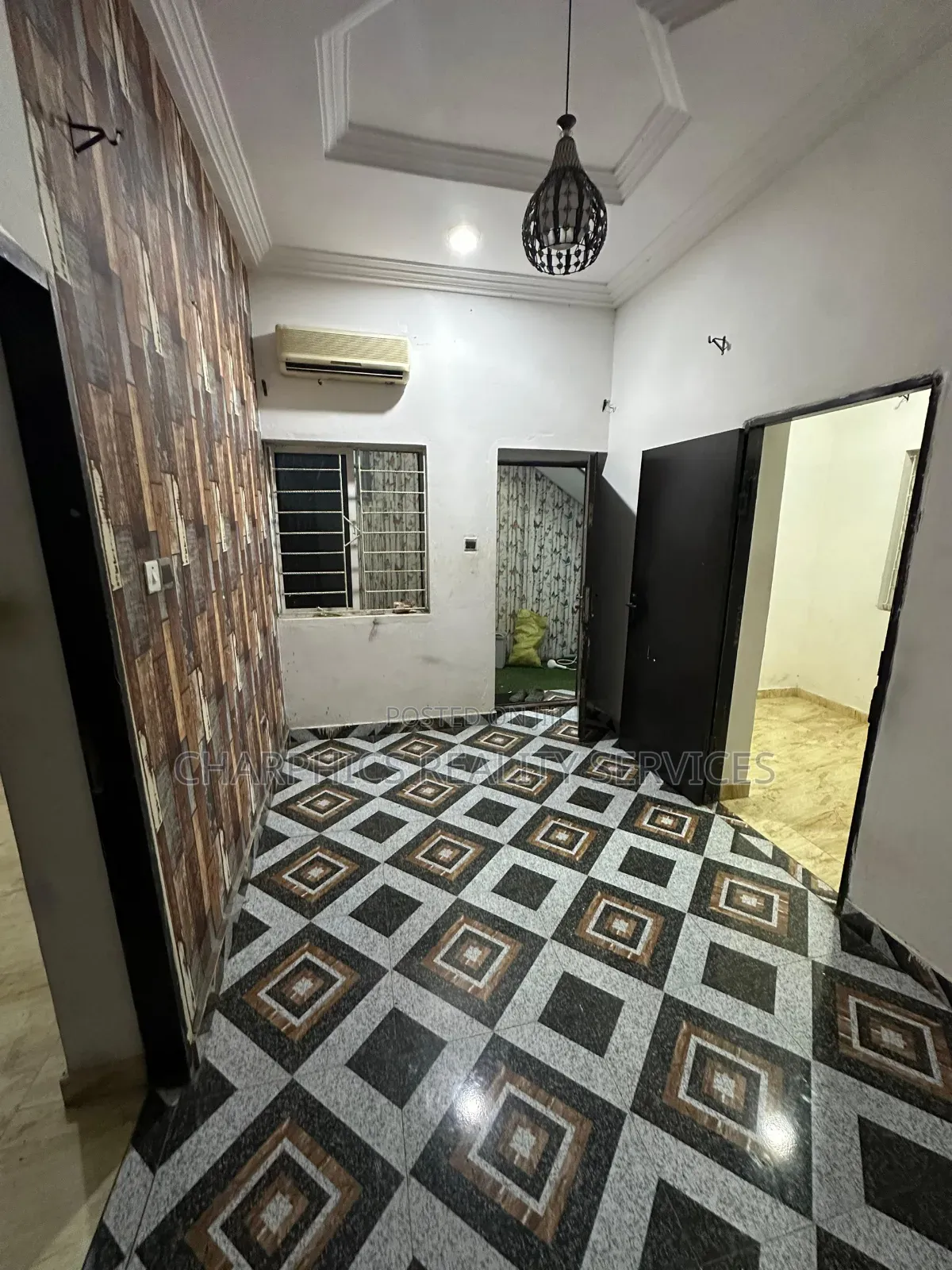 Mini Flat in Osapa london for rent