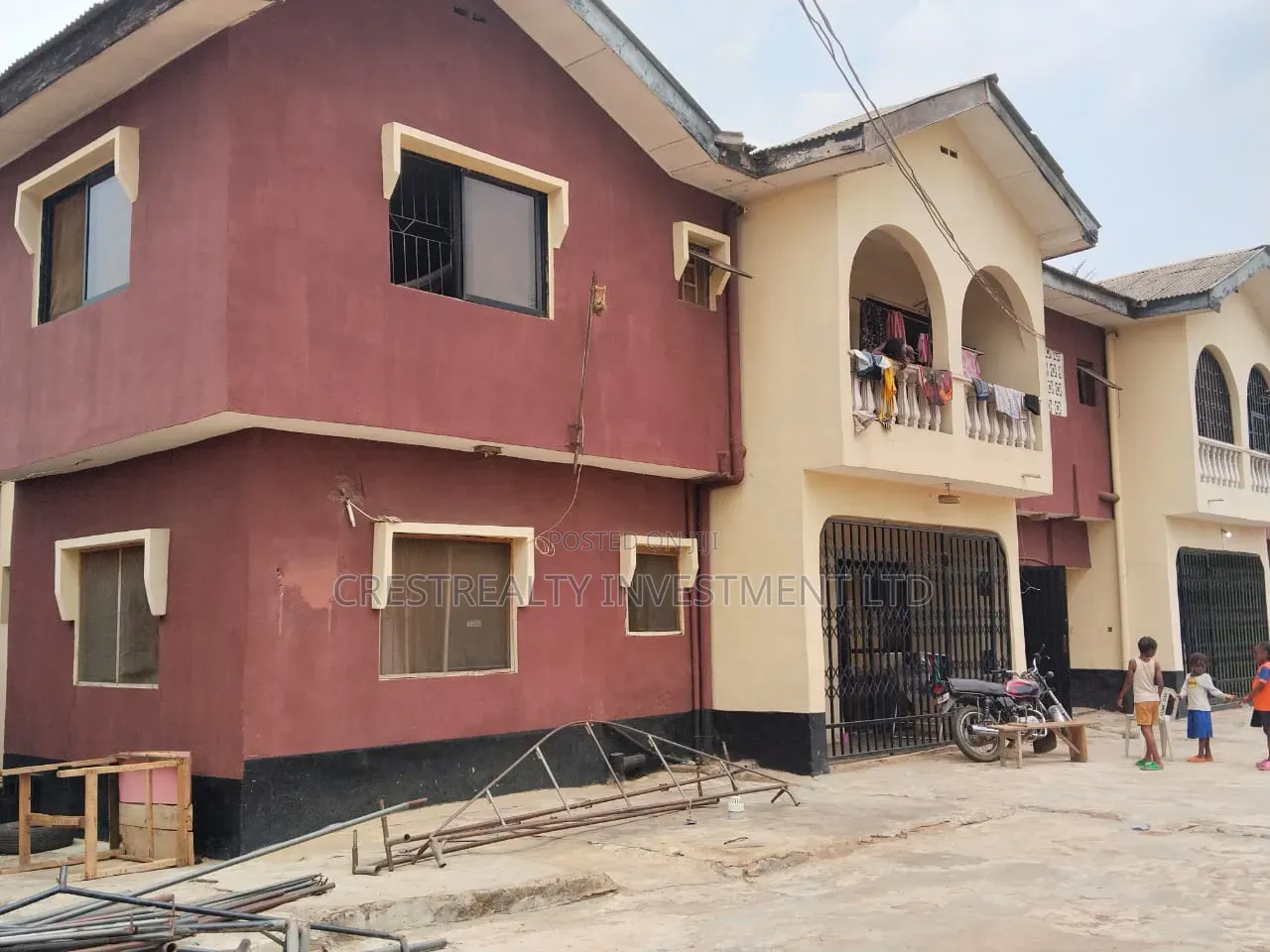12bdrm House in Obafemi-Owode for sale