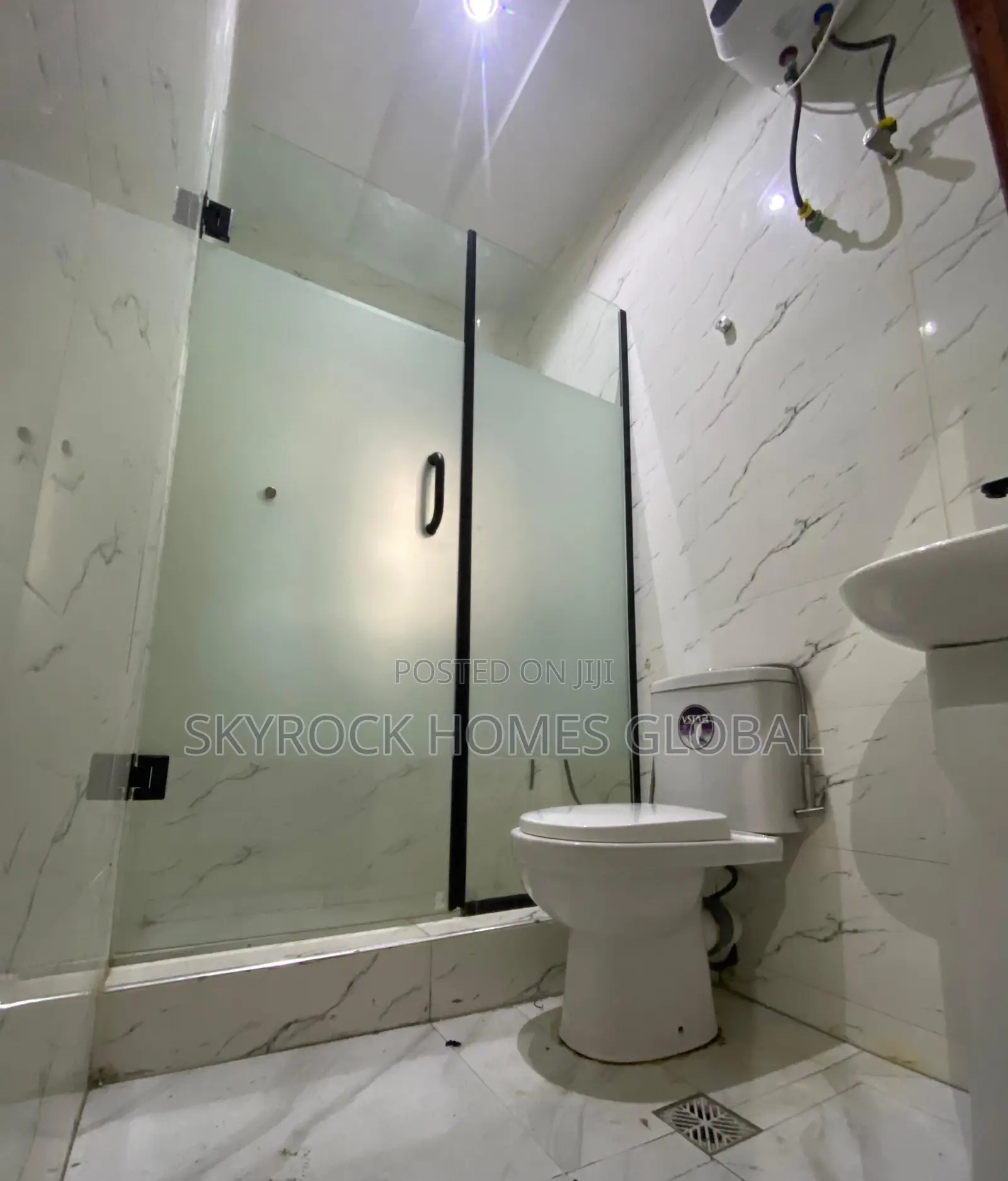 2bdrm Duplex in Abraham Adesanya Estate for rent