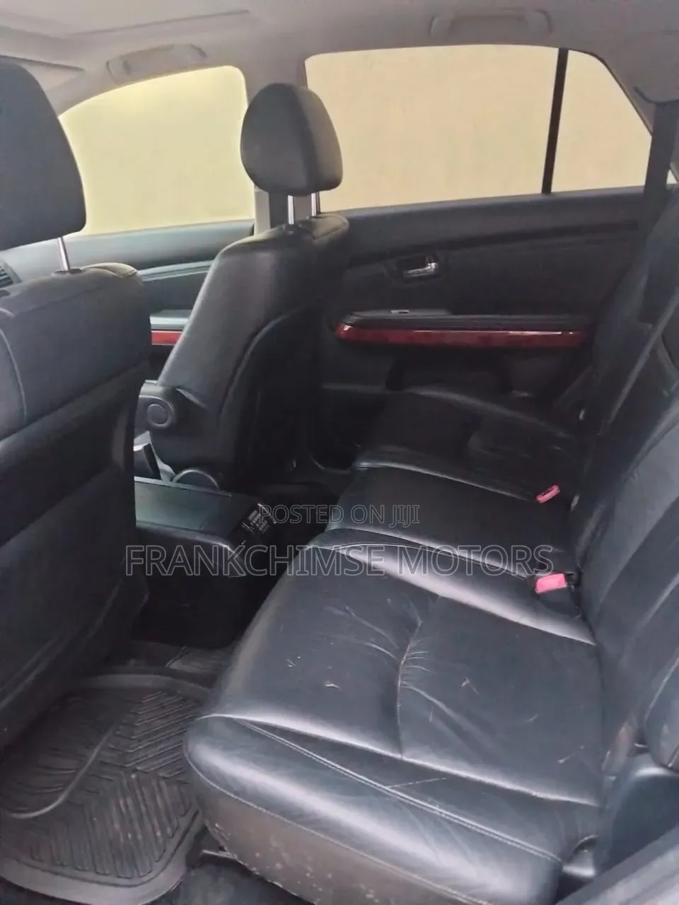 Lexus LX 470 Sport Utility 2004 Black