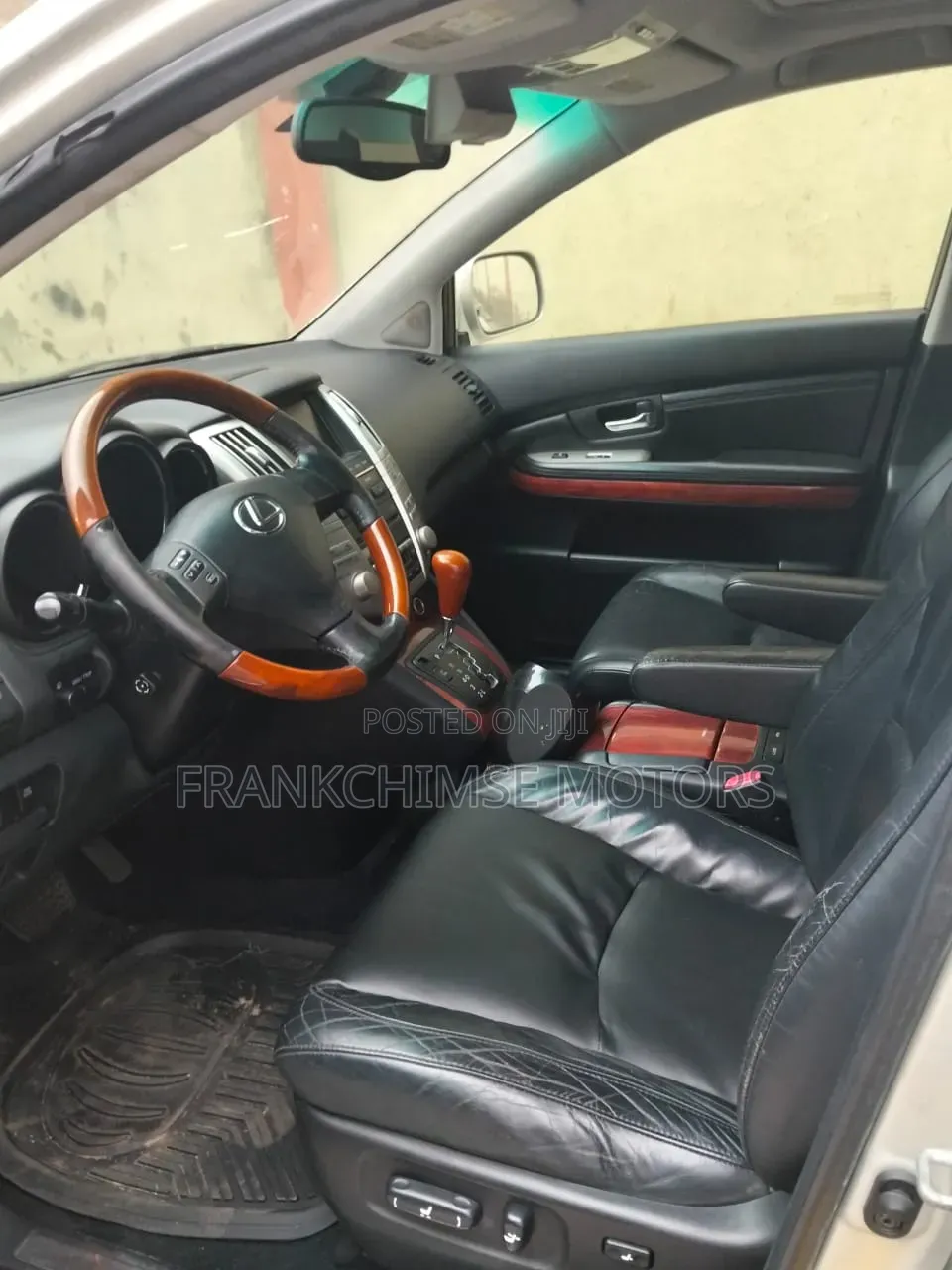 Lexus LX 470 Sport Utility 2004 Black