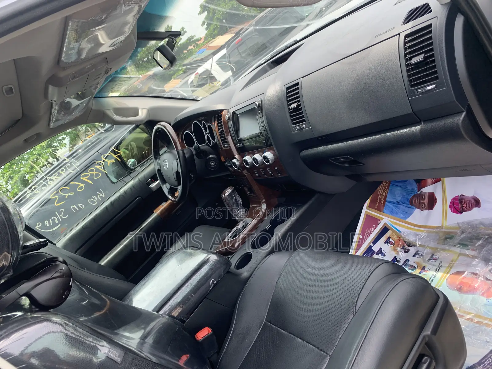 Toyota Tundra CrewMax 4x4 Platinum 5.7L V8 2013 Silver